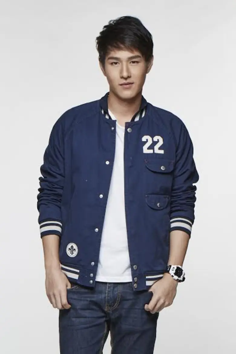 เป็นหนุ่มฮอตที่พ่วงตำแหน่ง "สามีแห่งชาติ"...