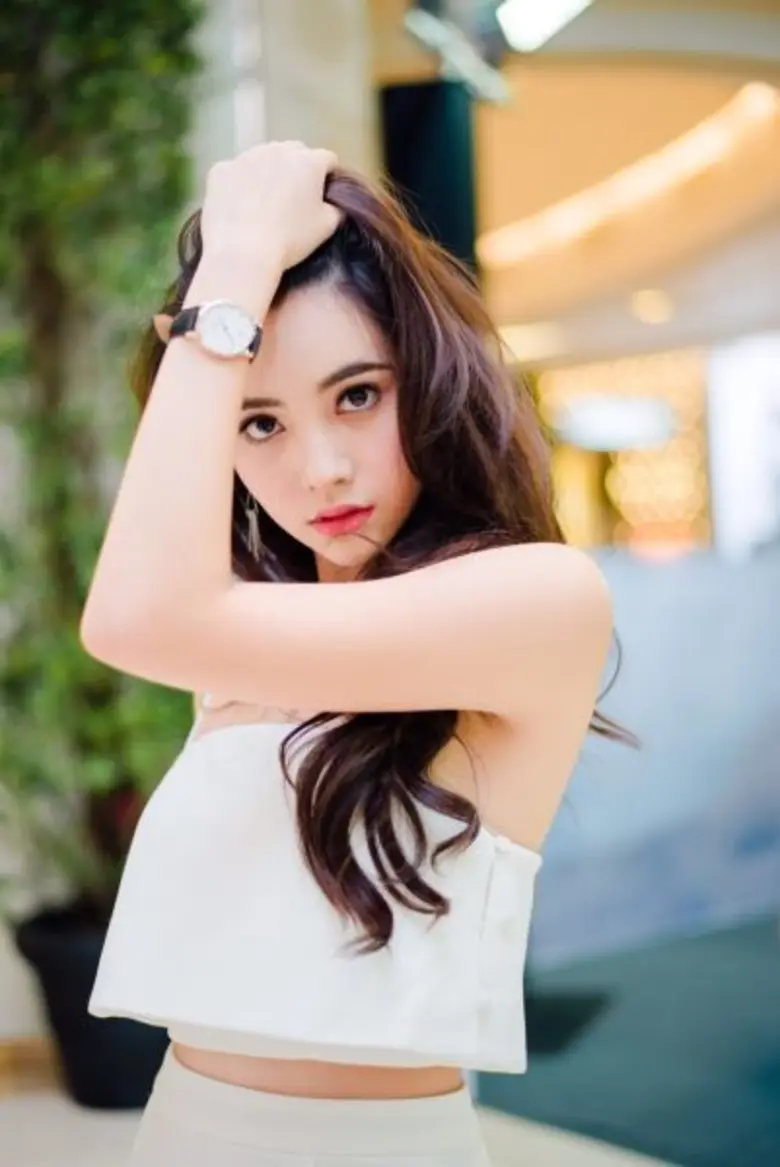 มาดูกันชัดๆว่าในวงการบันเทิงดาราดังรุ่นให...