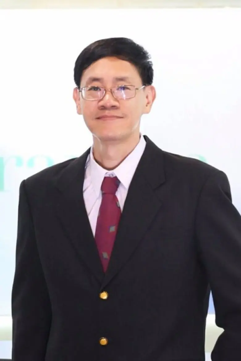 นายคณิต ฉายรัตนอภิรมย์ ผู้ช่วยกรรมการผู้จ...