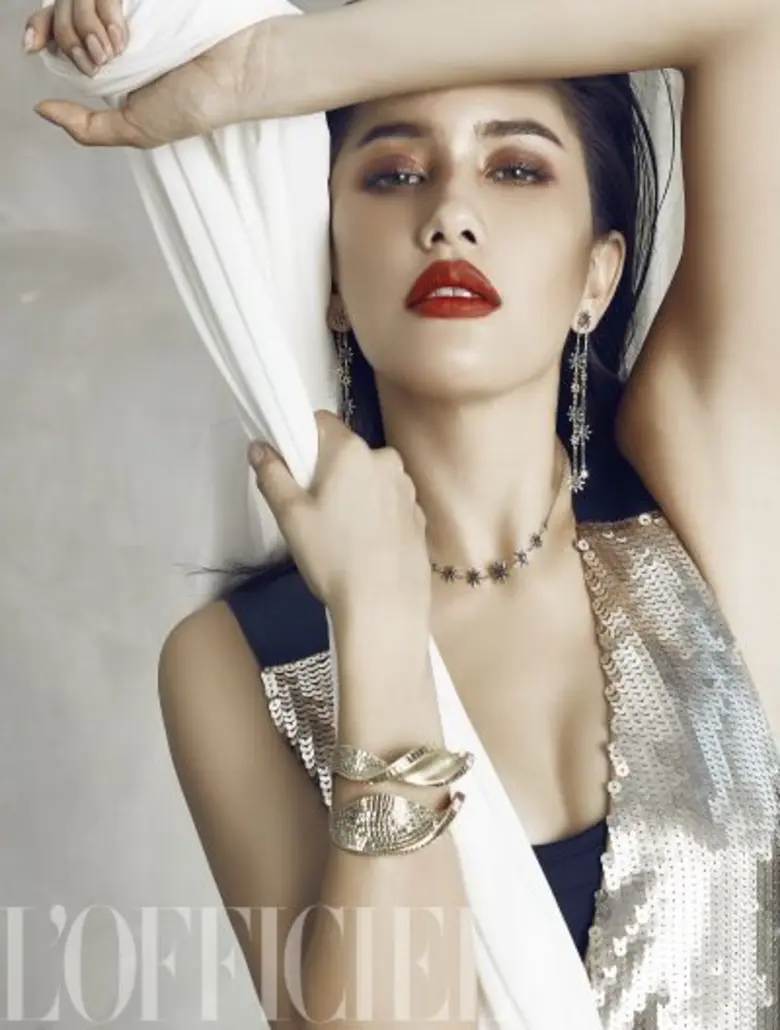 นิตยสาร L’Officiel Thailand (ลอฟฟีเซียล ไทยแลนด์)