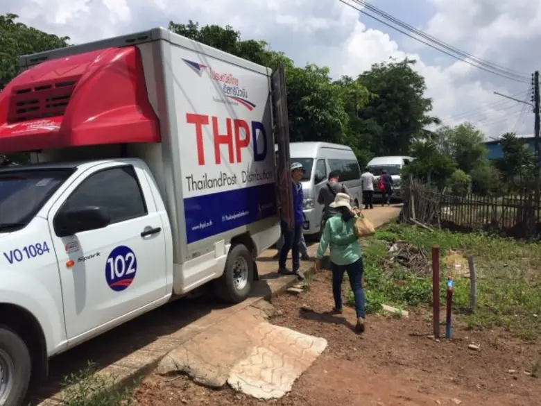ไปรษณีย์ไทยดิสทริบิวชั่น จับมือ องค์การเภสัชกรรม เร่งจัดส่งน้ำยาล้างไตถึงบ้านผู้ป่วยพื้นที่น้ำท่วม 7 จังหวัด