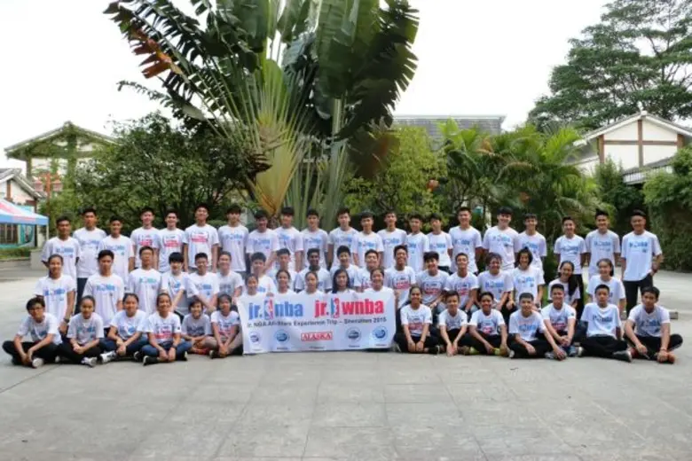 แชมป์นักบาสเยาวชนจากเอเชียตะวันออกเฉียงใต้ โครงการจูนียร์ เอ็นบีเอ เตรียมบินชมแมชเอ็นบีเอสำคัญแห่งปี