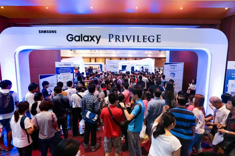 ซัมซุงยิ้มรับ งานโมบายล์ เอ็กซ์โป ผู้บริโภคไทยยังคงเชื่อมั่น ผลตอบรับดี คนทะลักบูธ หลังจัดเต็มนวัตกรรม อัดโปรแน่น ของแถมหมดเกลี้ยง