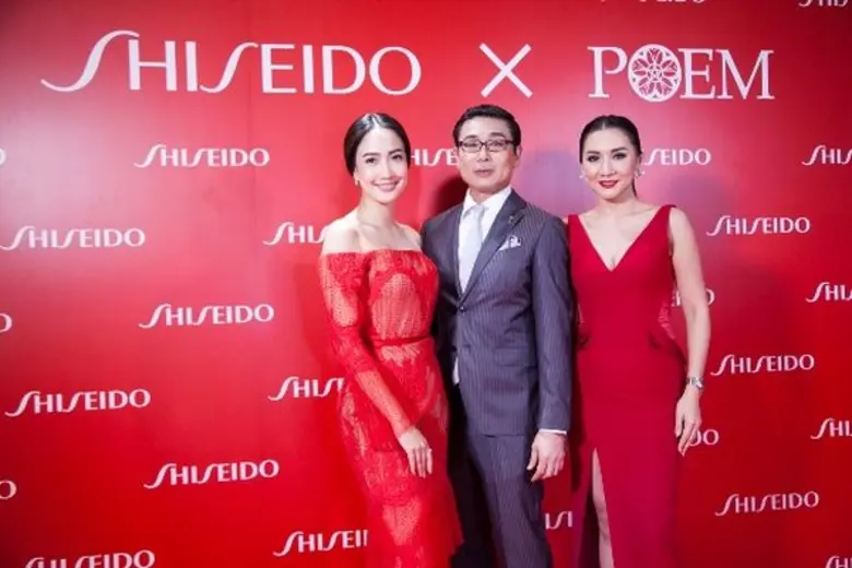 ชิเซโด้ ร่วมกับ โพเอม จัดงานแฟชั่นโชว์ "A...