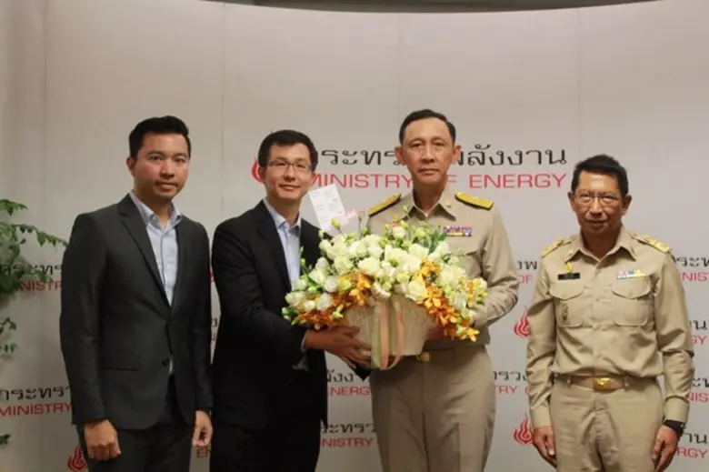 วันที่ 3 ตุลาคม 2559 คุณวัลลภ วรรณวานิช ท...