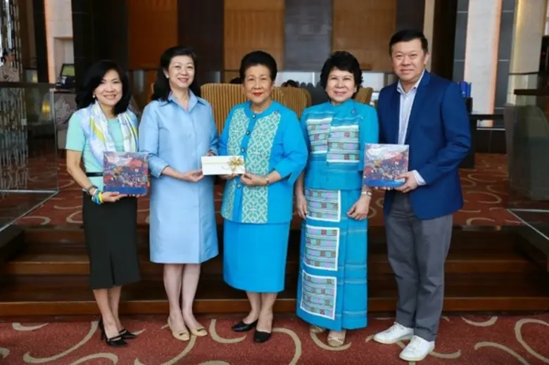 กลุ่มบริษัทเซ็นทรัล สนับสนุนการจัดพิมพ์หน...