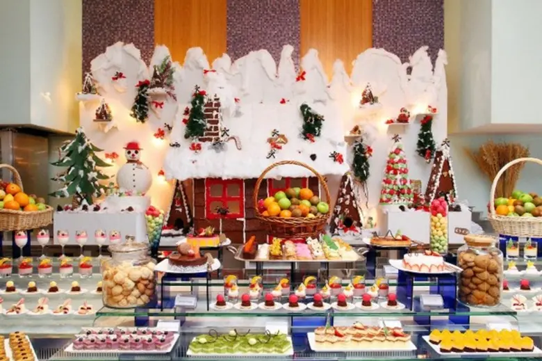 ต้อนรับเทศกาลคริสต์มาส ด้วยมื้ออาหารสุดพิ...