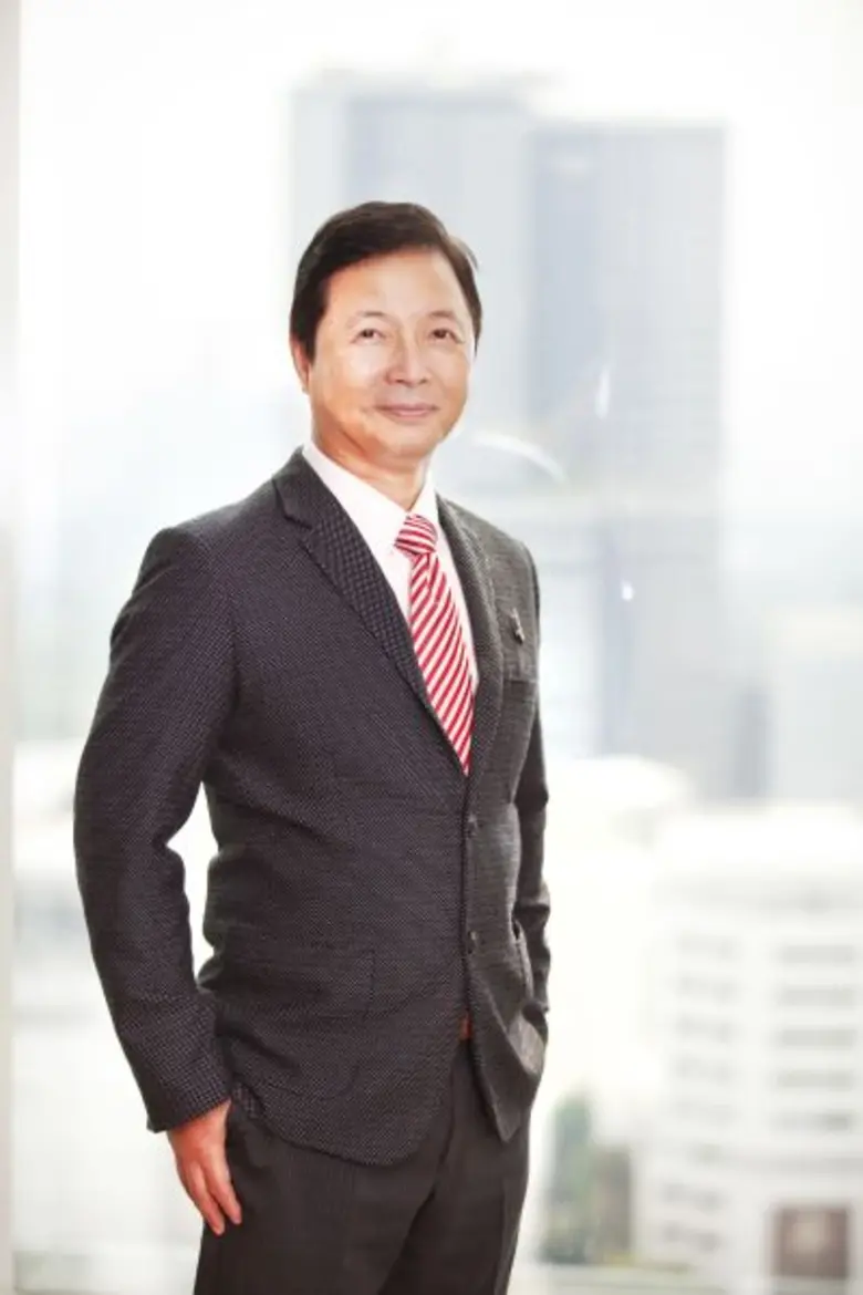 นายคัทสุฮิโกะ มาโดโนะ ประธานเจ้าหน้าที่บร...