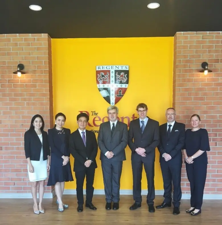 ศาสตราจารย์ ดร. พอล เคลลี่ แห่งวิทยาลัยเศ...