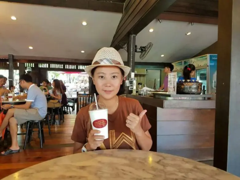 รายการ "เมค อะเวค คุ้มค่าตื่น" วันเสาร์ที...