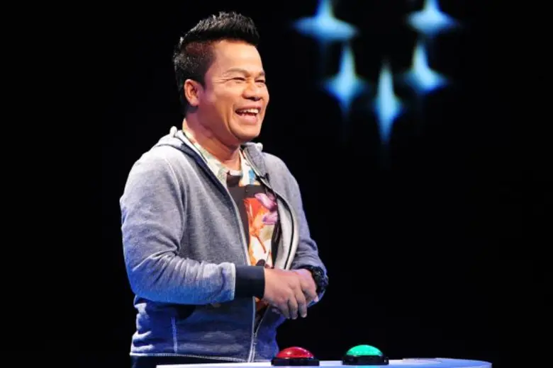 วันอาทิตย์ที่ 9 ตุลาคมนี้ พบกับ "The Line...