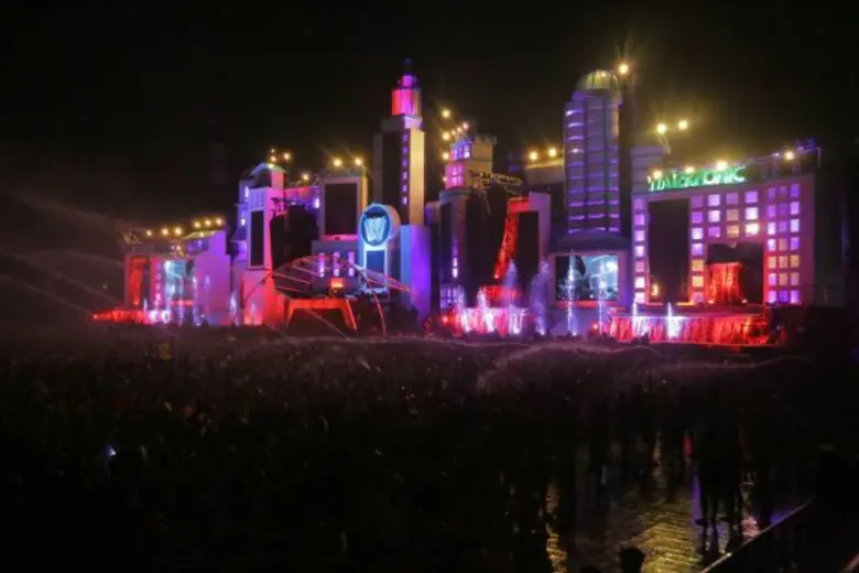 "MONO29" เอาใจสายตื๊ด ลุยสองเทศกาลดนตรีแนว EDM  “Waterzonic 2016” และ “Wet & Wild 2016”