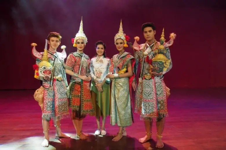 เรื่องย่อ: แสงเทียน