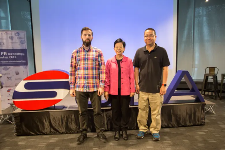 SIPA Tech Meetup #7 : Machine Learning and the Wisdom from Data