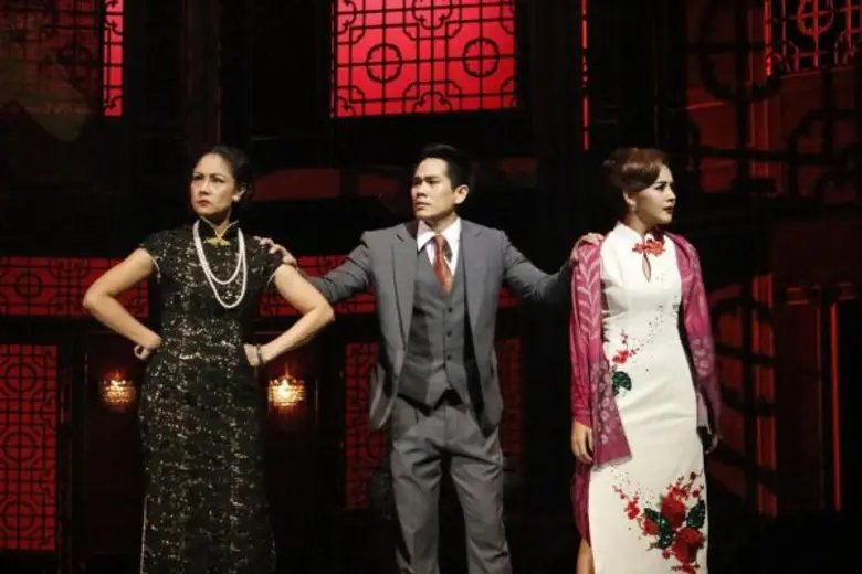 “แบงค์-นก-แกงส้ม” ทำคนดูน้ำตารื้น!! ส่งอารมณ์เกินร้อย ใน “ลอดลายมังกร เดอะมิวสิคัล”