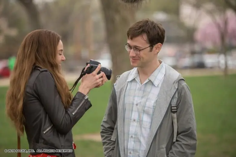 Movie Guide: คลิปสัมภาษณ์ 3 นักแสดงนำจาก Snowden ฉายแล้ววันนี้ในโรงภาพยนตร์