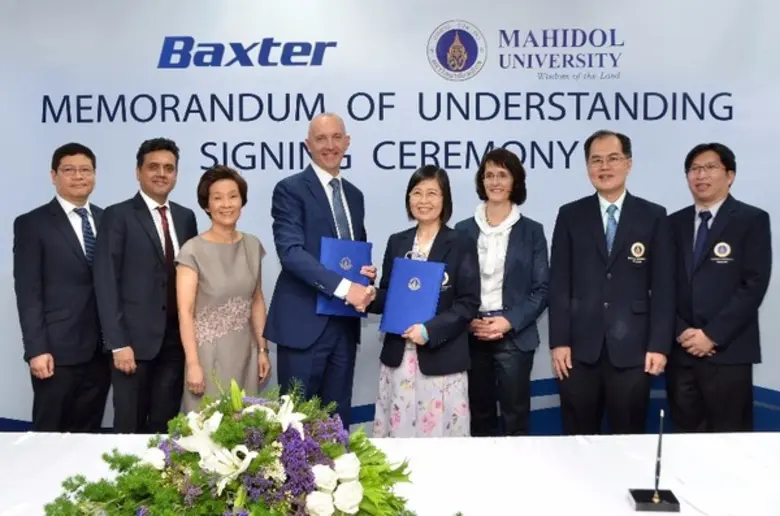 มร.พอล ไวเบิร์ต รองประธาน และประธานด้านกิ...