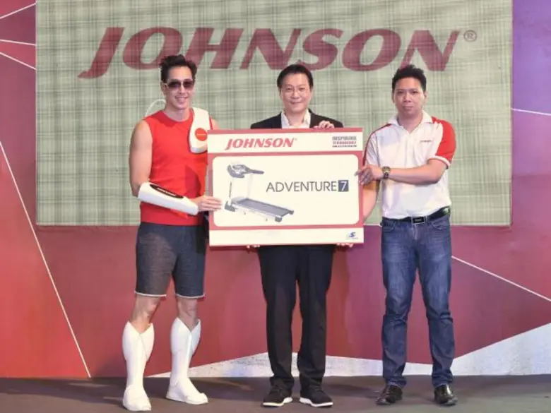 “เจ” เปิดตัวเครื่องออกกำลังกาย Johnson ร่วมกิจกรรมการกุศล