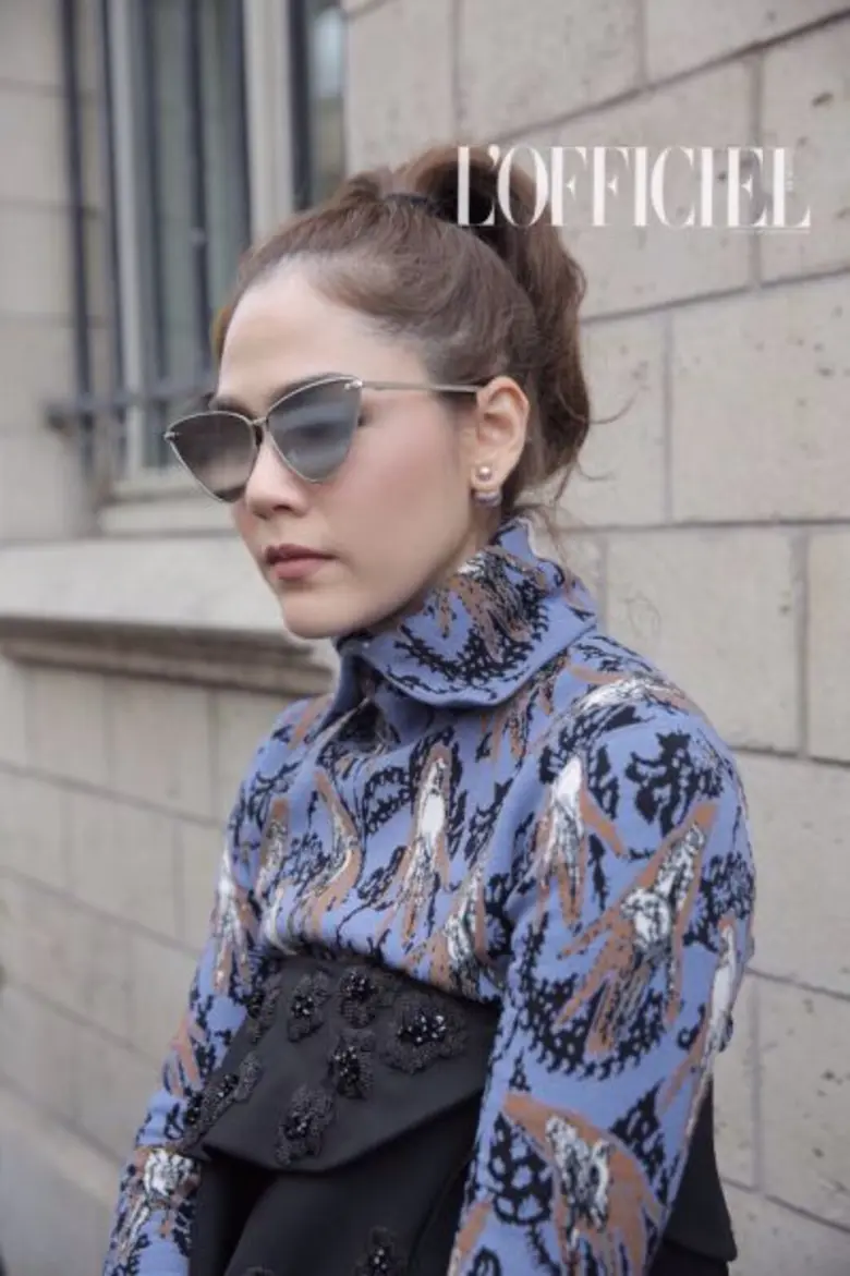 เปิดโลกแฟชั่นก่อนส่งท้ายปี ไปกับ “ชมพู่-อารยา” แบรนด์แอมบาสเดอร์ “ลอฟฟีเซียล ไทยแลนด์” สู่ “ปารีส แฟชั่นวีค 2016”