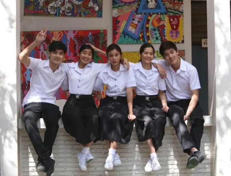 ผู้อำนวยการสร้าง : สายทิพย์ มนตรีกุล ณ อยุธยา ผู้อำ...