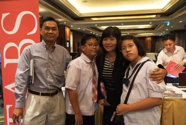 ตัวแทนของโรงเรียนประจำทั่วทั้งสหรัฐอเมริก...