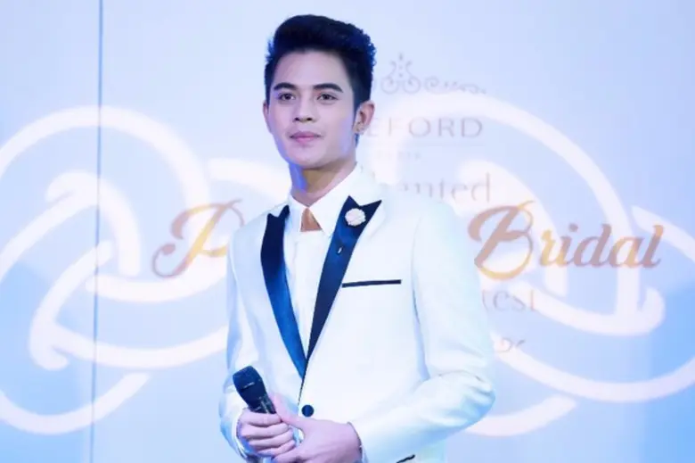 เบนซ์ จิรโรจน์ AF โชว์ในงานแถลงข่าวการประกวดแต่งหน้า-ทำผม-ทำสีผมชิงถ้วยพระราชทาน