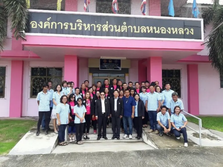 พลเอก พนา ถนอมสิงห์ อาจารย์หลักสูตรรัฐประ...