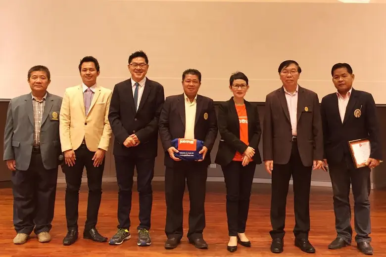 นางสาวแสงเดือน ตั้งธรรมสถิตย์ หัวหน้าผู้บ...