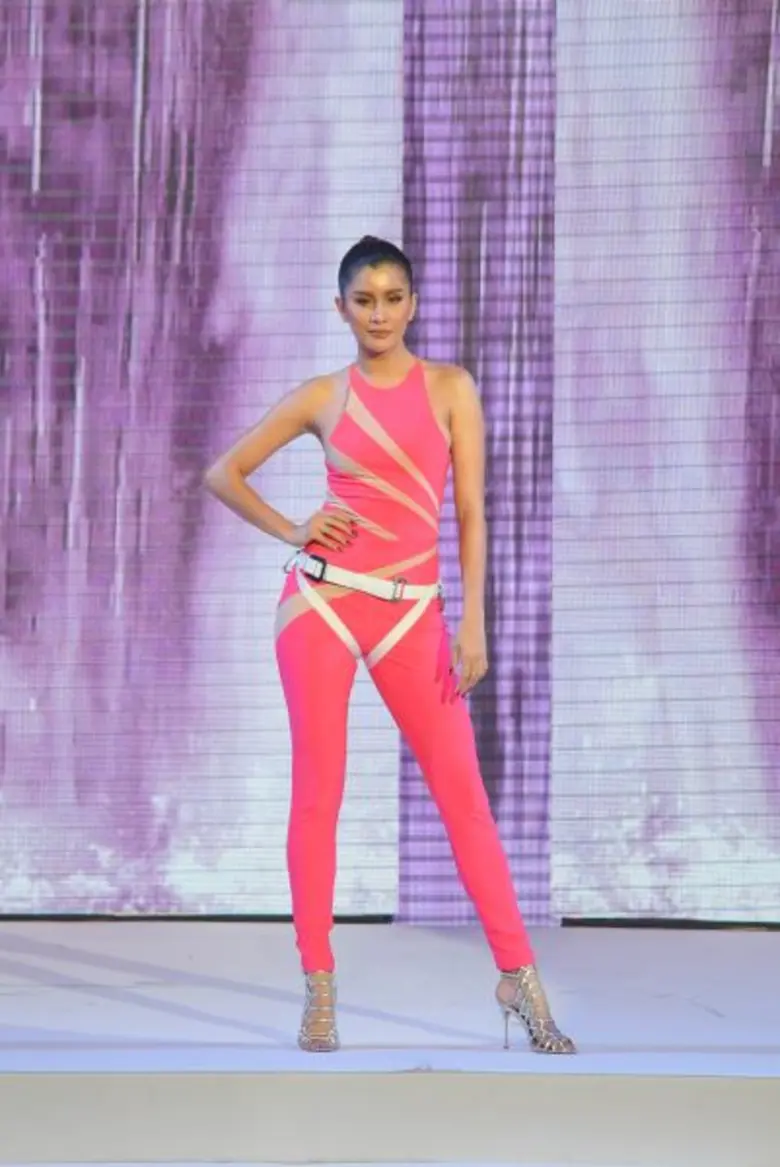 “ปู-ไปรยา” ทุ่มสุดตัว โหนสลิง โชว์หุ่นเป๊ะ!! เปิดตัว “สลินดริงค์”