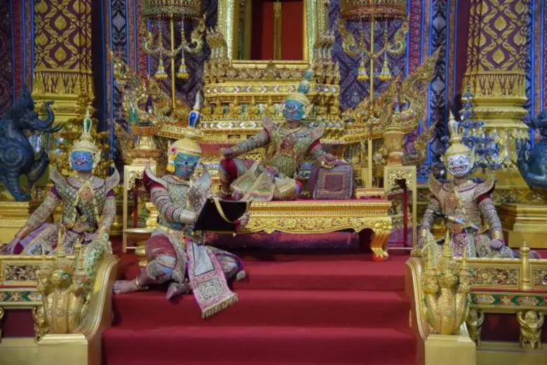 ยลฉากโขนพระราชทาน...อลังการงานประณีตศิลป์ ประจำปี ๒๕๕๙ “ตอน พิเภกสวามิภักดิ์”