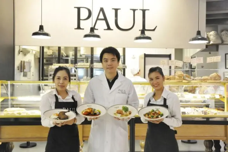 พอล "PAUL" เฟรนซ์เบเกอรี่ และเรสเตอร์รองร...