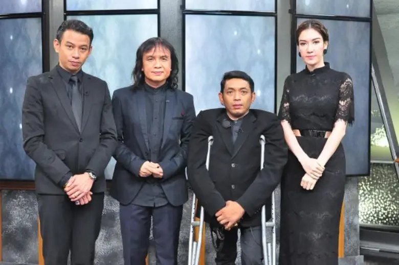 “ครูสลา” เผยแรงบันดาลใจแต่งเพลง “เล่าสู่หลานฟัง” ประเดิมเทปแรก “หัวใจเดียวกัน”