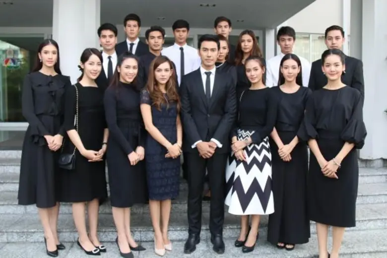 ช่อง 7 สี นำทีมผู้บริหาร ผู้ประกาศข่าว นักแสดง และค่ายผู้ผลิต จัดพิธีแสดงความสำนึกในพระมหากรุณาธิคุณ แด่พระบาทสมเด็จพระปรมินทรมหาภูมิพลอดุลยเดช