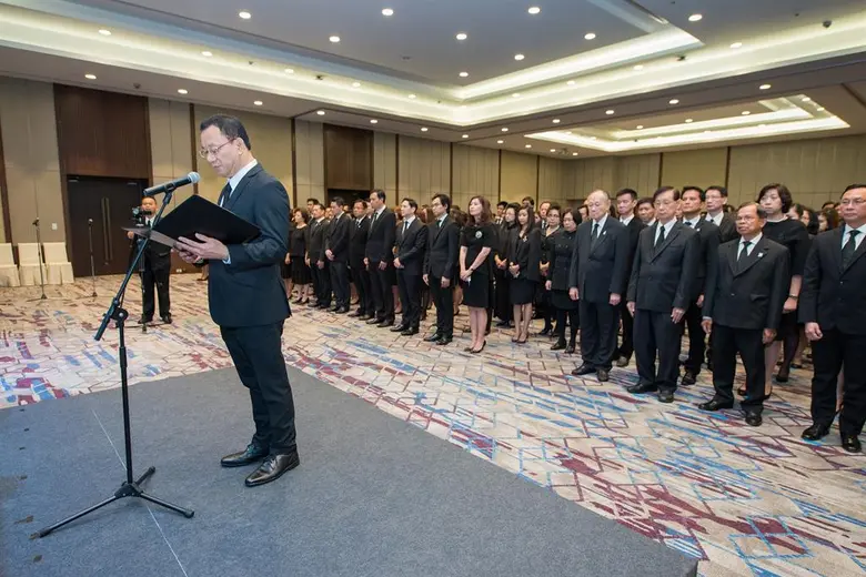 นายวานิช ไชยวรรณ ประธานกรรมการ พร้อมด้วยค...