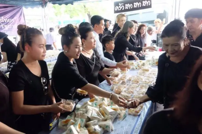 สามัคคีเอื้อเฟื้อ อาร์เอส-ช่อง 8 ส่ง “มด-แบล็คแจ็ค-กรีน-ลาล่า-ลูลู่” ร่วมทำความดีถวายให้พ่อหลวง