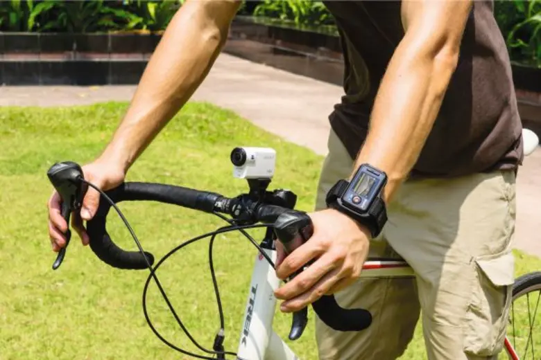 โซนี่ เปิดตัวกล้อง Action Cam 2 รุ่นใหม่ล่าสุด ครอบคลุมการใช้งานทั้งในระดับ 4K และ Full HD เต็มประสิทธิภาพด้วยเทคโนโลยีป้องภาพสั่นไหวระบบ B.O.SS เป็นครั้งแรก มาพร้อมอุปกรณ์เสริมรองรับการใช้งานทุกรูปแบบ