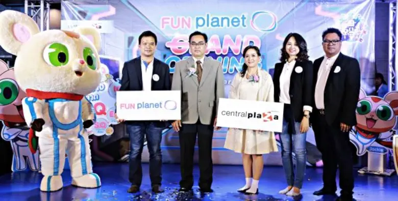 คุณสรวิศ ปัญจมณีโชติ ประธานบริหารกลุ่มบริ...