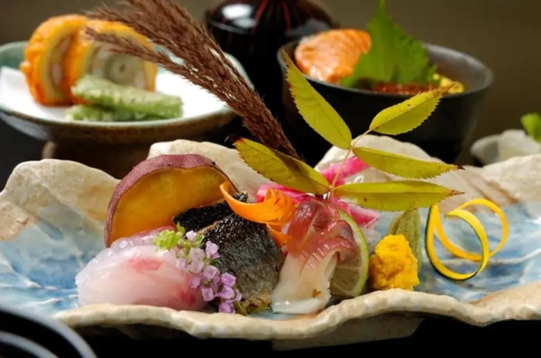 ระหว่างวันที่ 1-13 พฤศจิกายน 2559 ห้องอาห...