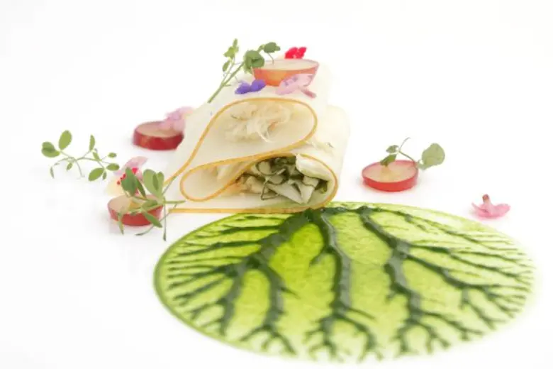 ณ ห้องอาหาร เวอร์ทิโก้ โรงแรม บันยันทรี ก...