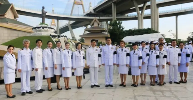 นาวาเอก ปิยะ อาจมุงคุณ ผู้ว่าการสถาบันการ...