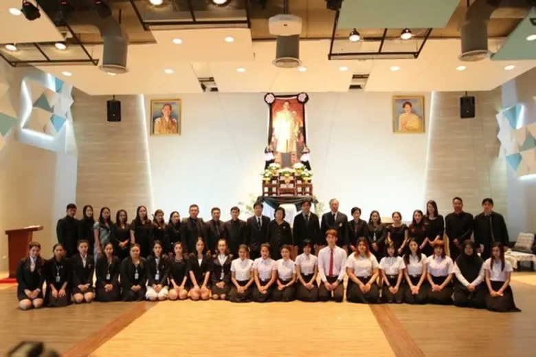 ม.หาดใหญ่จัดพิธีรำลึกในพระมหากรุณาธิคุณ พระบาทสมเด็จพระปรมินทรมหาภูมิพลอดุลยเดช