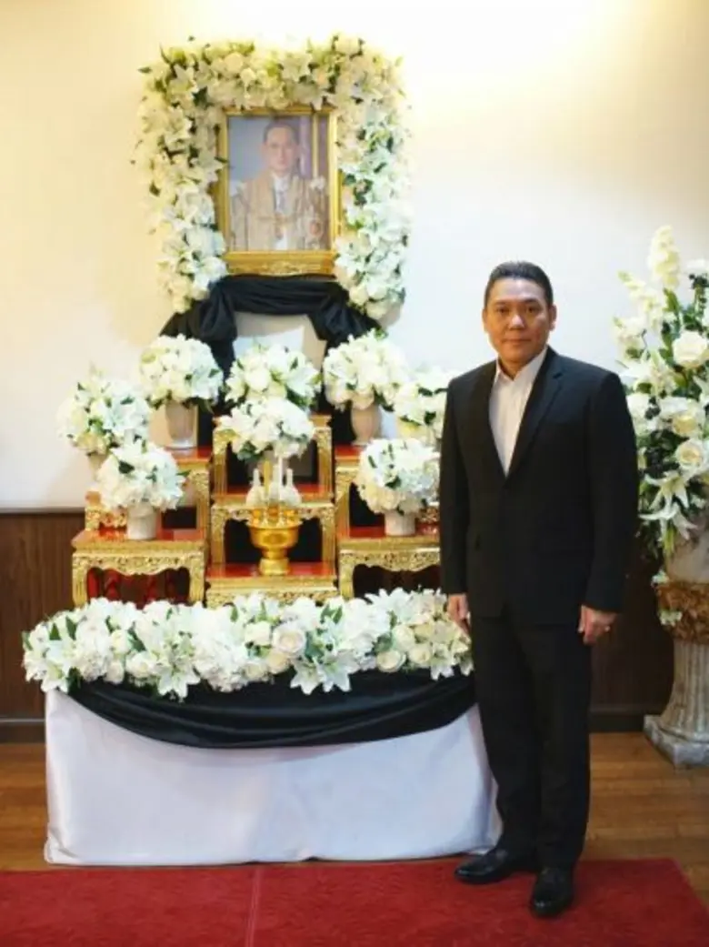 ดร.ชาญกฤช เดชวิทักษ์ ประธานสภาอุตสาหกรรมจ...