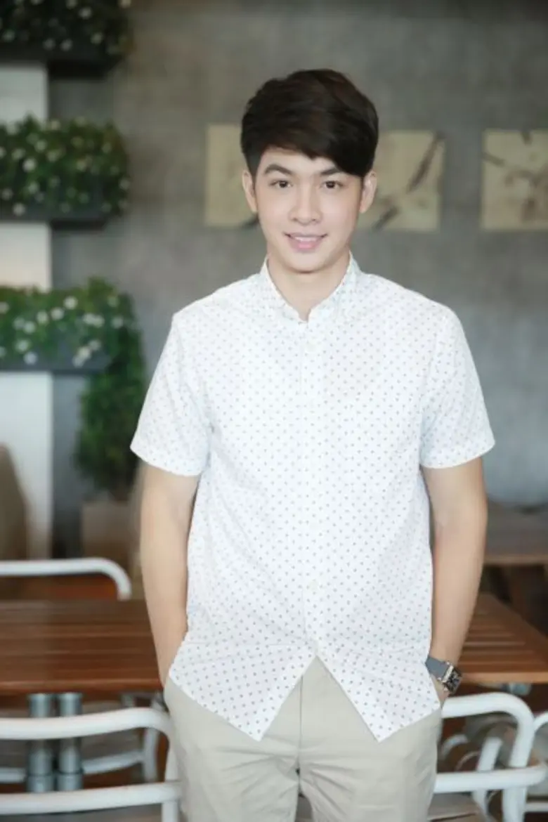 'กิต-ณัฐกิตติ์’ แอบเขิน!! เข้าฉากเลิฟซีนรุ่นใหญ่ 'พิม-พิมพ์พรรณ’