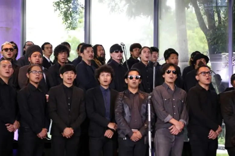 เพื่อน้อมรำลึกถึงพระอัจฉริยภาพทางดนตรีของ...