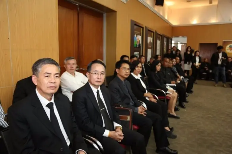 พอช.ผนึก 9 หน่วยงานเดินหน้าพัฒนาที่อยู่อาศัยชุมชนริมคลองลาดพร้าว ตั้งเป้าปี 2560 สร้างบ้านเสร็จ 50 ชุมชน รวม 6,419 ครัวเรือน