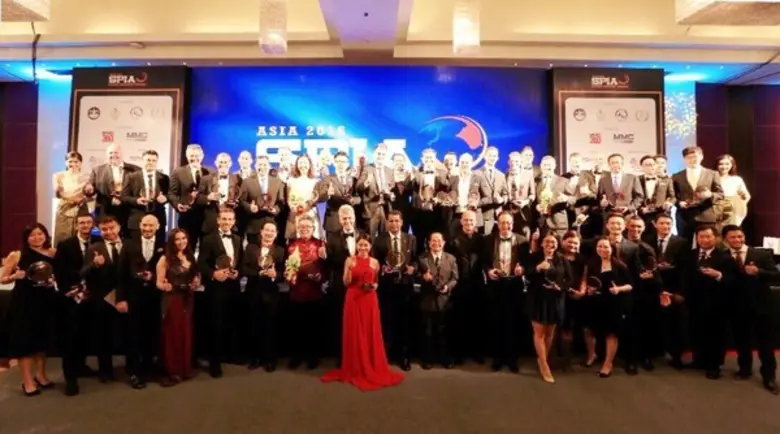 "ลากูน่าภูเก็ตไตรกีฬา" รับรางวัล "งานกีฬา...