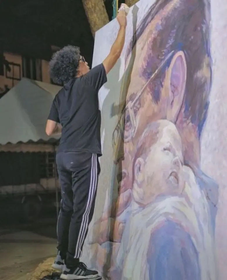 “พล่ากุ้ง” ดีใจหาที่สุดมิได้ที่ได้เกิดใน รัชกาล 9 รวมพลังคณะจิตกรรมวาดพระบรมฉายาลักษณ์