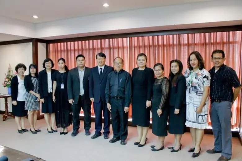 วันศุกร์ที่ 28 ตุลาคม 2559 คณะผู้บริหารแล...