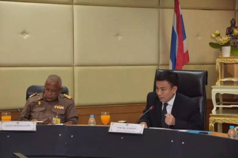 นายพงษ์ภาณุ เศวตรุนทร์ ปลัดกระทรวงการท่อง...