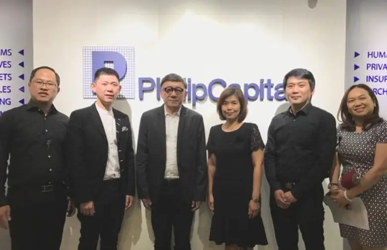 นายปรีชา ส่งวัฒนา(ที่3จากซ้าย) ประธานกรรม...